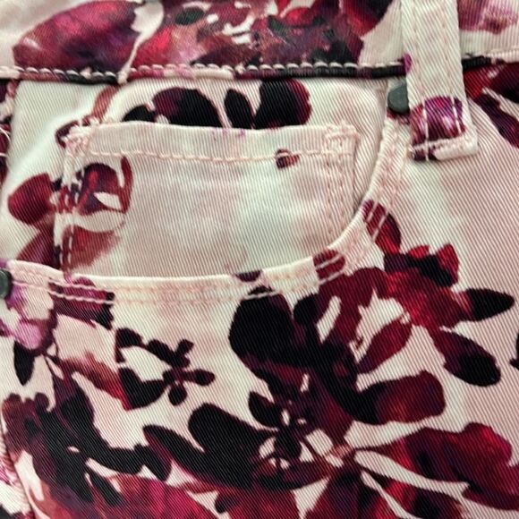 DKNY JEANS Flowers w Abstract Brushstroke Stripes Shades of Pinks Midrise - Picture 7 of 11